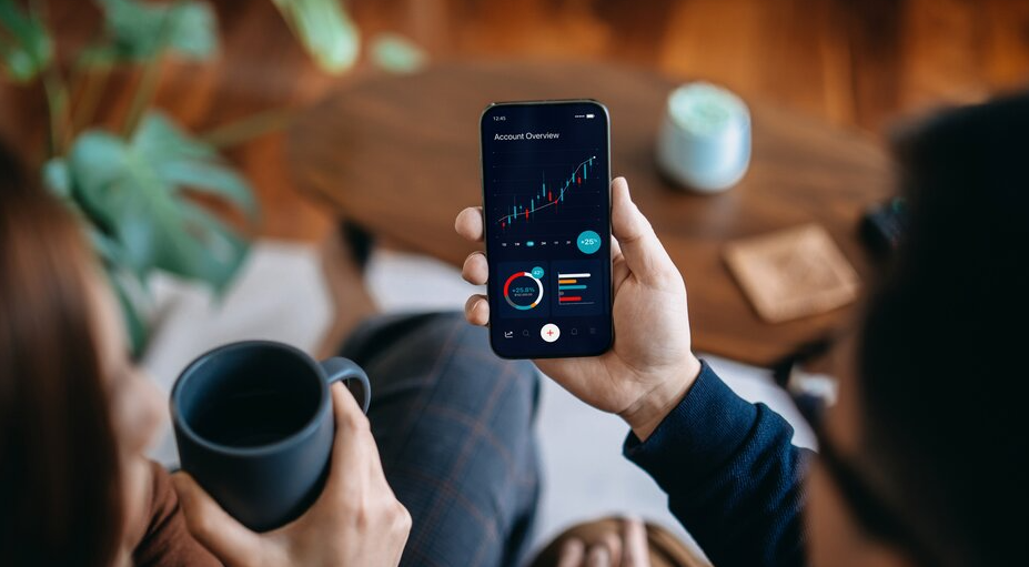 Top Apps That Help You Invest Small and Grow Big
